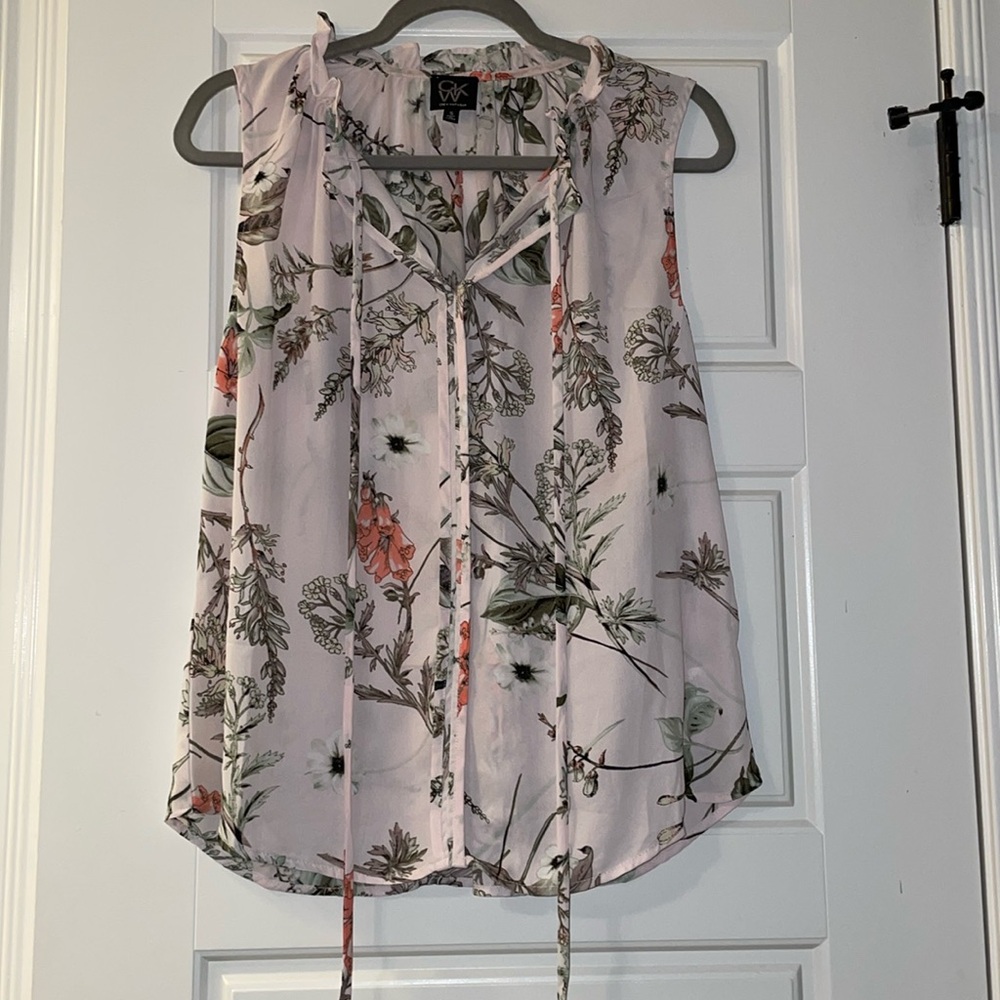 Ruffle Collar Top